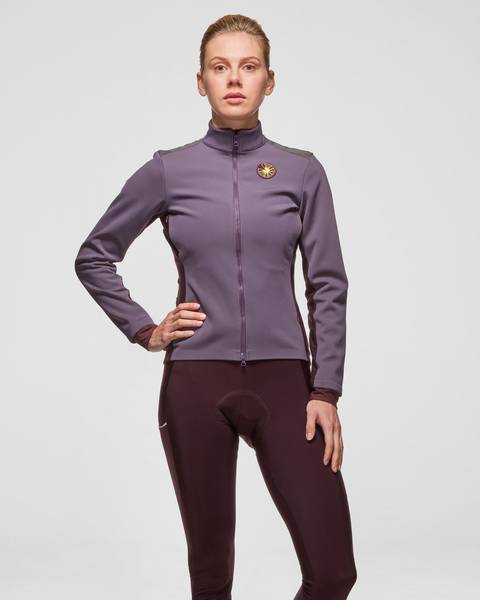 Model is wearing a size XS jacket